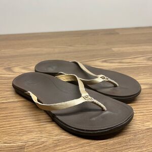 Olu'kai Ho'opio Womens Flip Flop Gold Size 8 Thong Sandals